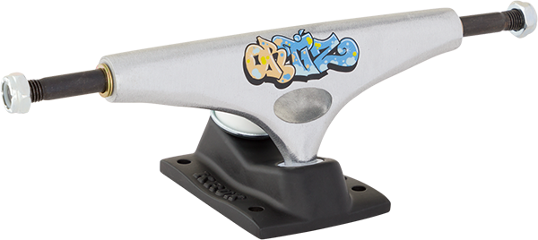 KRUX ORTIZ K5 DLK 7.6 SIL/BLK TRUCKS SET