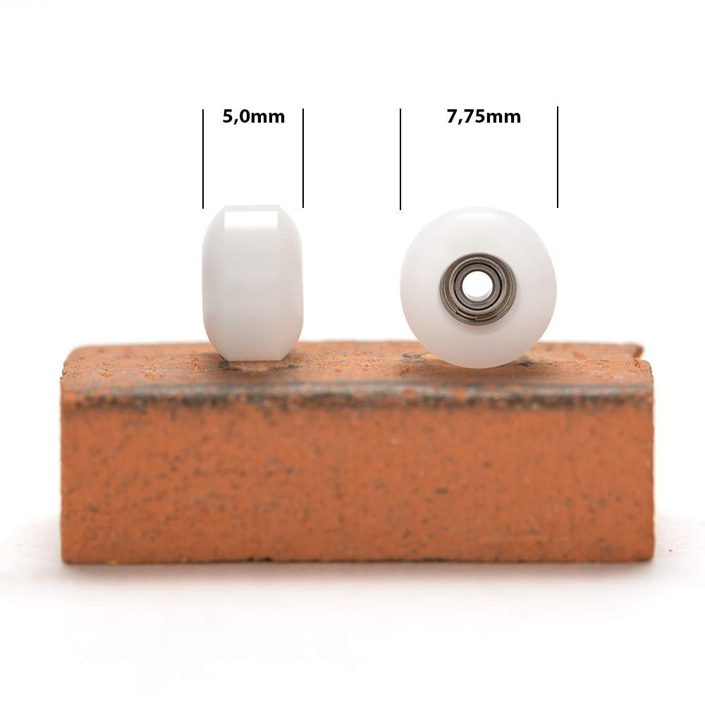 Blackriver Pro Fingerboard Wheels Blank White 7.75mm