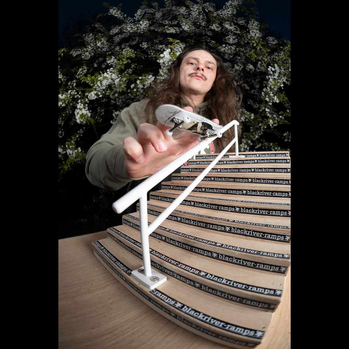 Blackriver 10 Stair Set with Round Rail Fingerboard Ramp Natural Brown