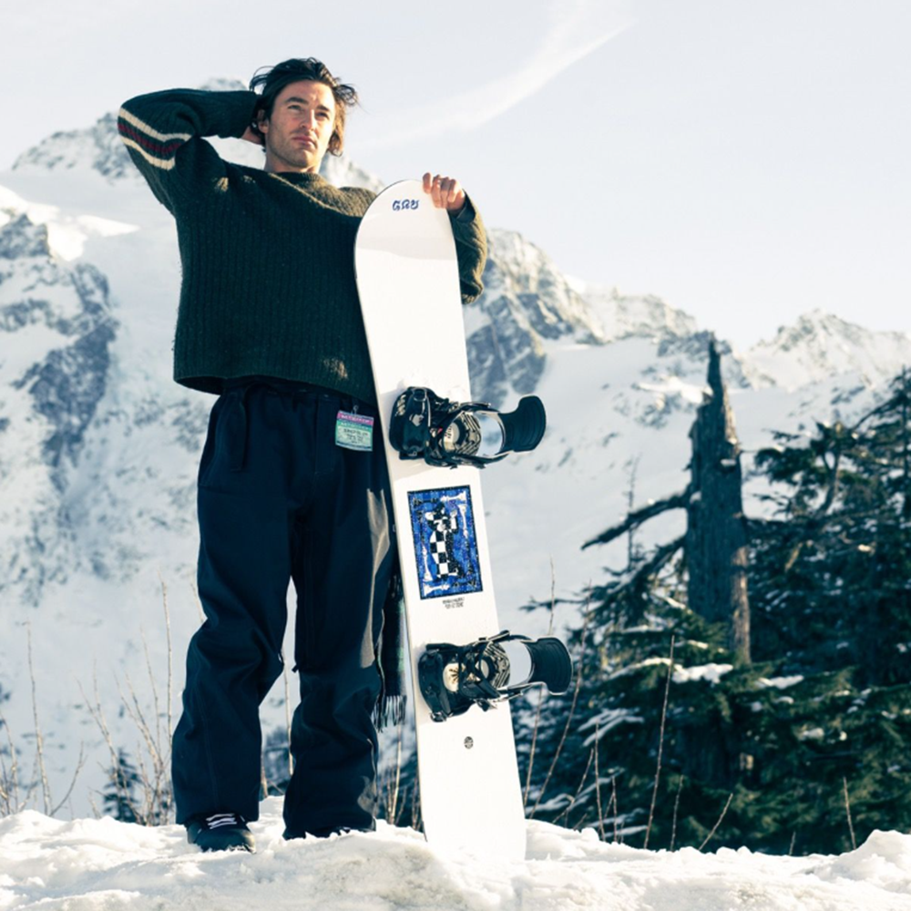 GNU 4x4 Snowboard 2026 White Blue 157