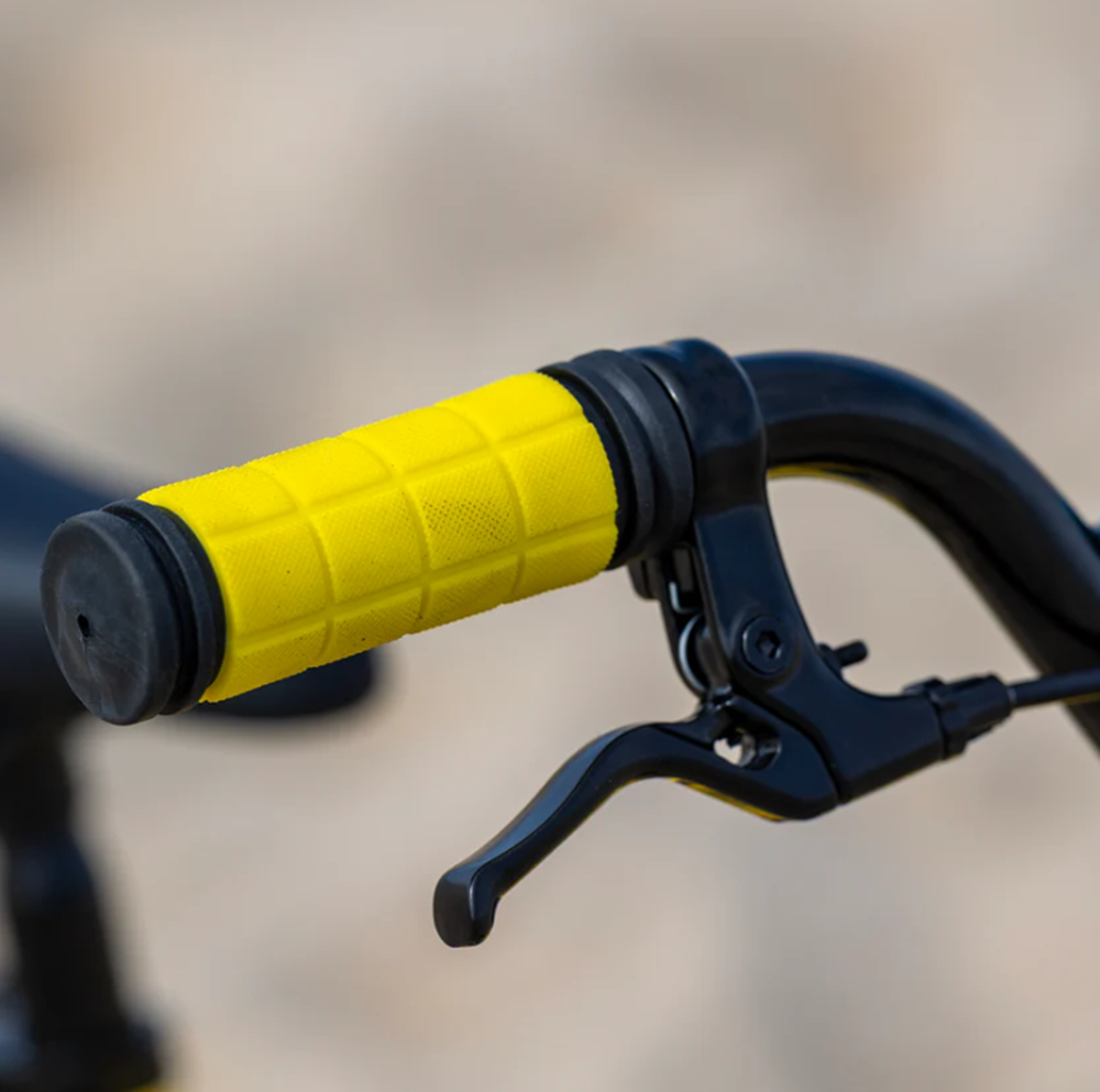 SE Basher Vibrant Yellow 16