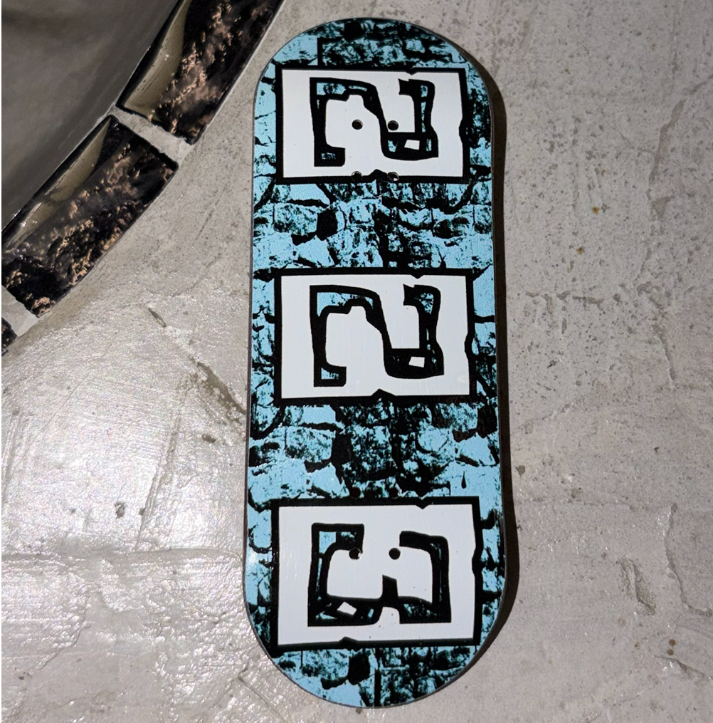 223 Sky Blue Fingerboard Deck Black White Blue 34x97 Medium Low