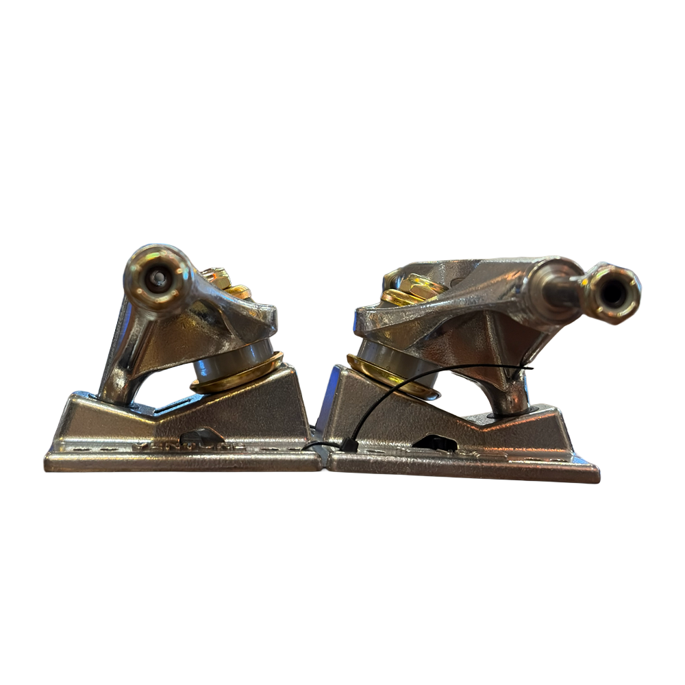Venture V-Hollow Lights V8 Polished Trucks Silver 5.6 Set