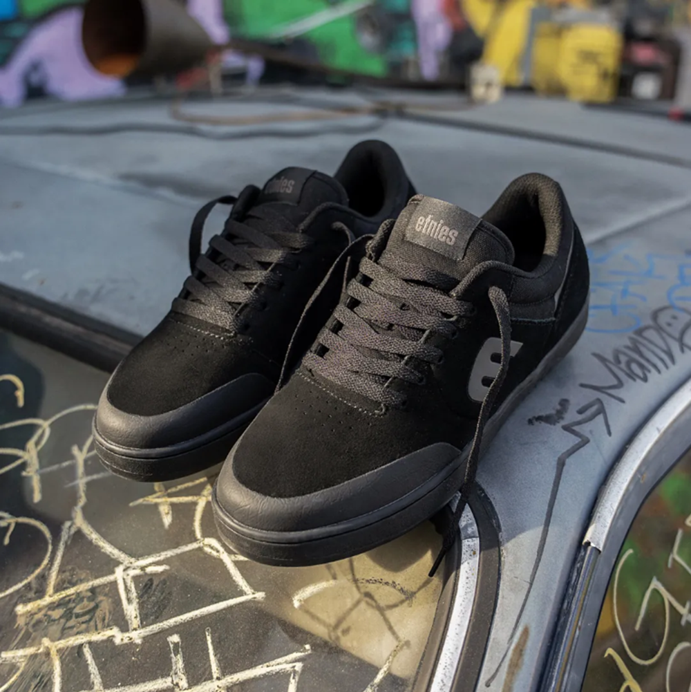 Etnies Marana Skate Shoes Triple Black