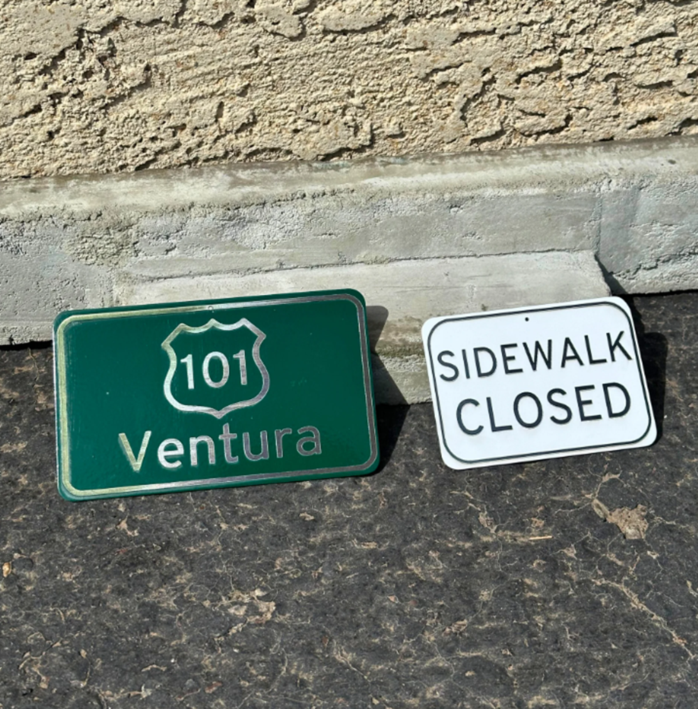 GrindRight Freeway Street Sign Silver 5x3"