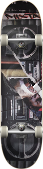 ZOO YORK BOOM BOX SKATEBOARD COMPLETE 7.75