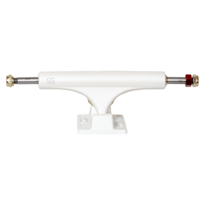 ACE AF1 55/8.5 SATIN WHT/GOLD HW TRUCKS SET