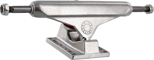 CALIBER STANDARD 8.5 RAW Set of 2 Trucks