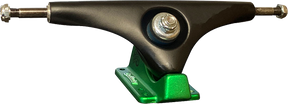 GULLWING CHARGER 10.0 BLK/GREEN TRUCKS SET