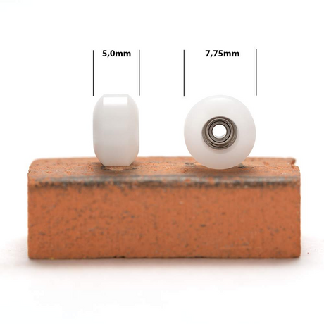 Blackriver Pro Fingerboard Wheels Blank White 7.75mm