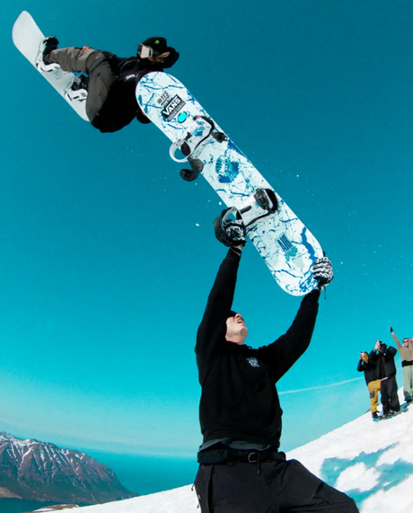 Yes AirMaster XTRM Fridge 3D Snowboard 2026 White Blue 153