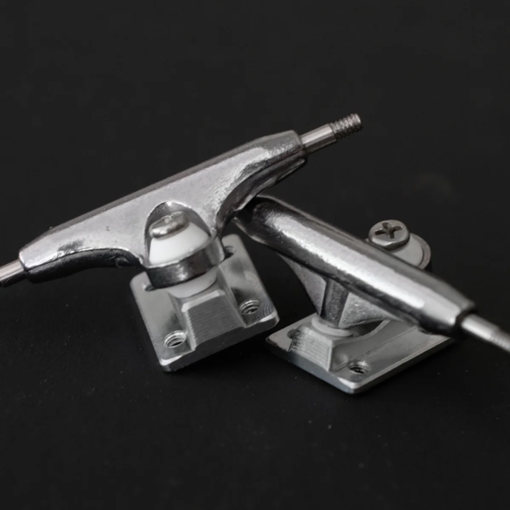 Dynamic Fingerboard Pro Trucks Rose Chrome 32mm