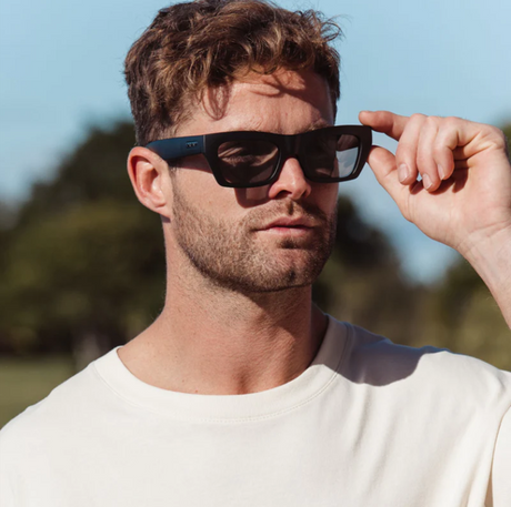 Carve Solis Polarized Injected Sunglasses Black Grey