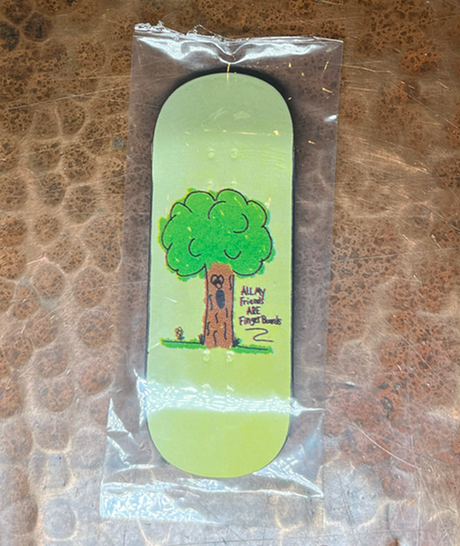 Red Wolf Friends Tree Fingerboard Deck Green 33.5 x 94.5 RSS