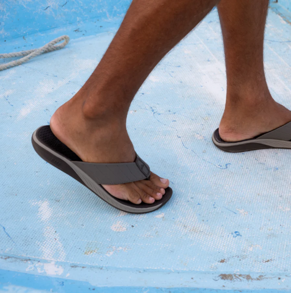 Reef DeckHand Sandals Mens Java 8