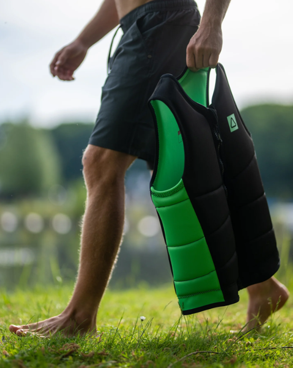 Follow Corp Impact Vest Mens Black Green