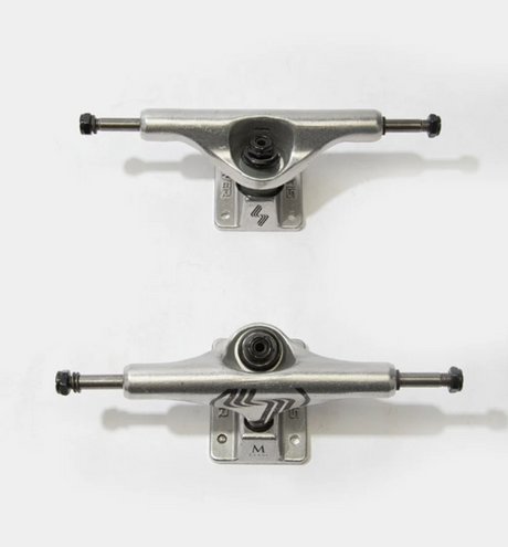 Silver M-Hollow Skate Trucks Set Silver 8.25