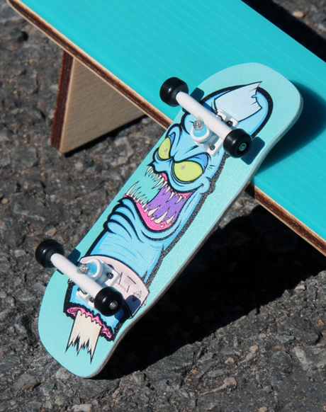 Teak Pro Gen2 Gnarly Bite Box Shape Fingerboard Complete Blue 33.3mm