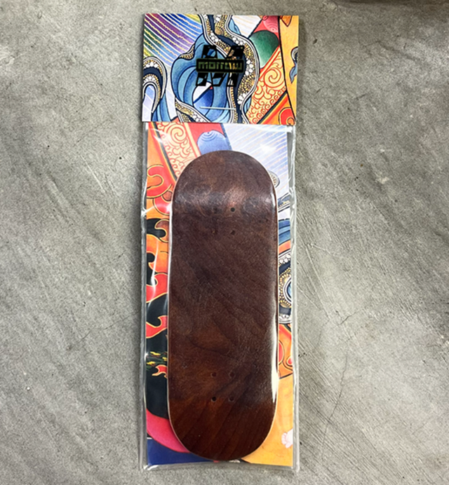 Morrow Fingerboard Deck Brown Stained 35.3x101