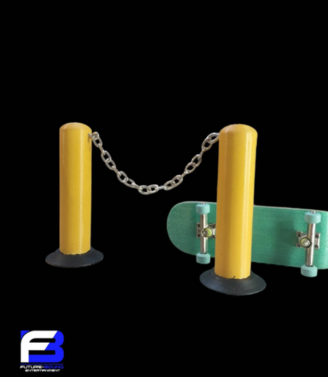 FutureBoundPrints Chain Barrier Thrashed Yellow 2.5 inch