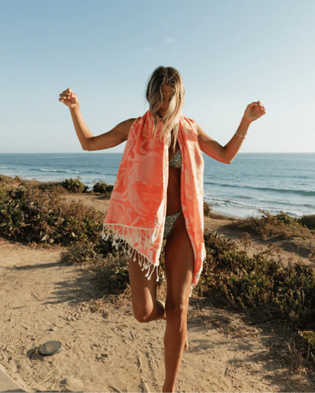 Sand Cloud Crabby Towel Peach Regular