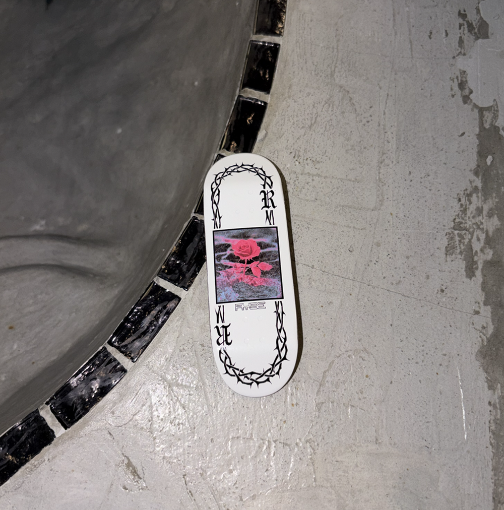 RYSE Concrete Rose Fingerboard Deck White 32mm OG Asgard