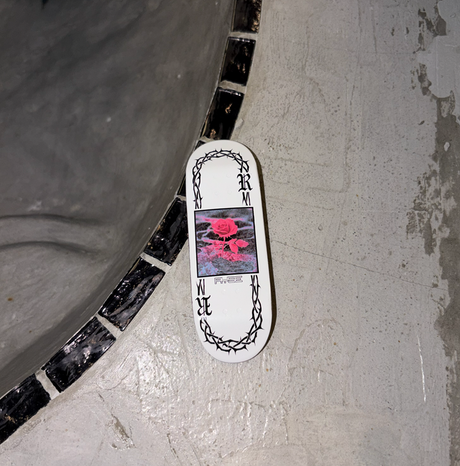RYSE Concrete Rose Fingerboard Deck White 32mm OG Midgard