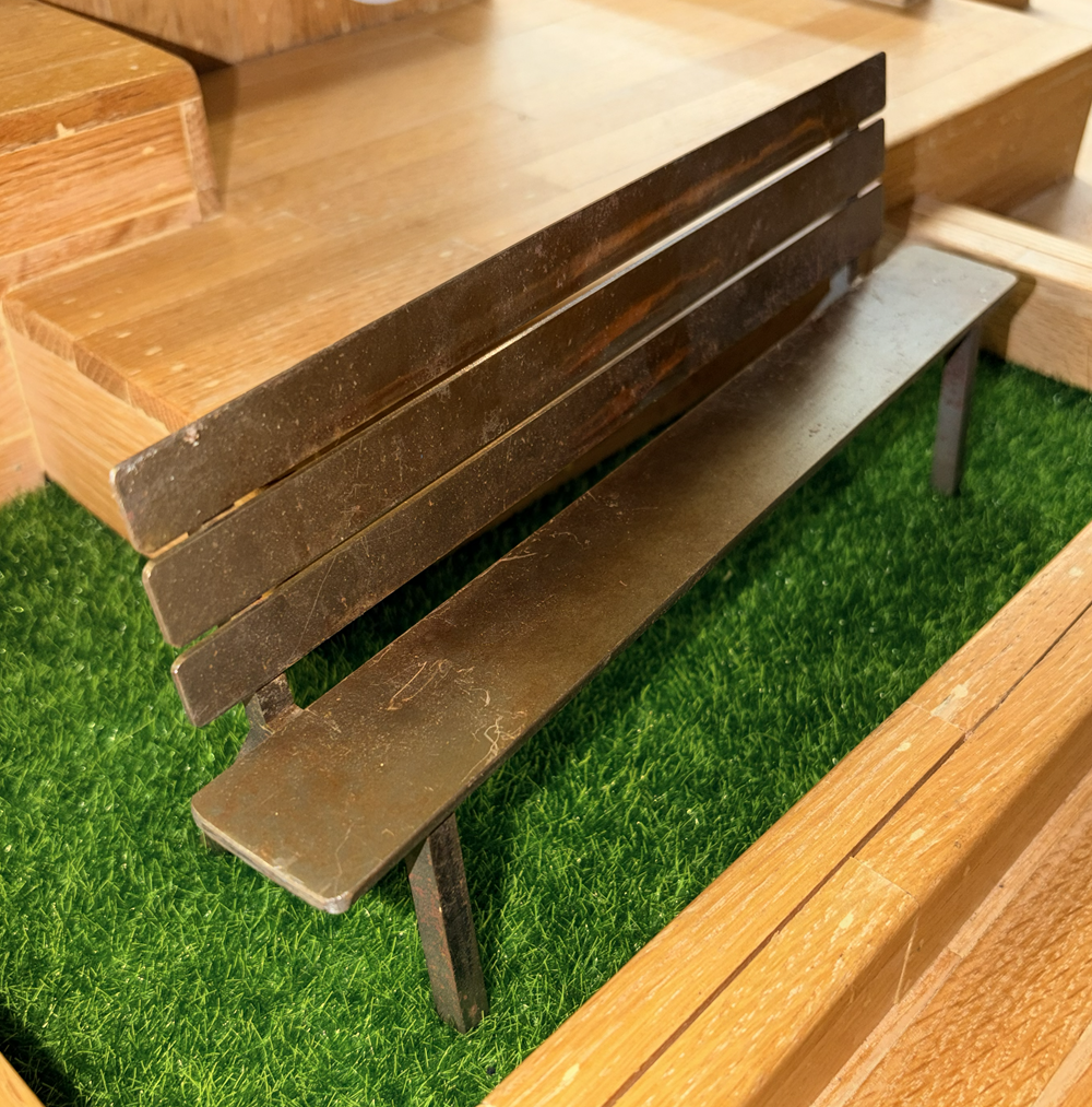 USAFBL Park Bench Fingerboard Obstacle Grey 10x4