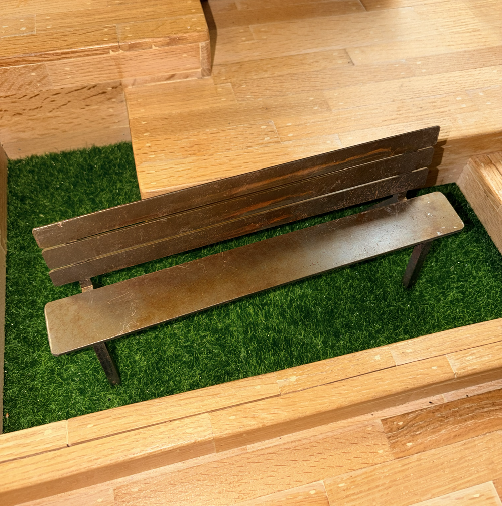 USAFBL Park Bench Fingerboard Obstacle Grey 10x4