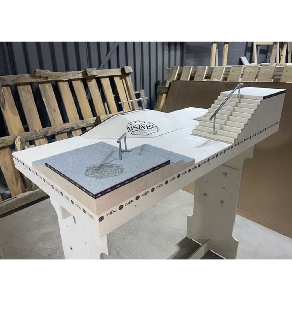 USAFBL Stage1 Fingerboard Park Table with Stand Natural 3x5