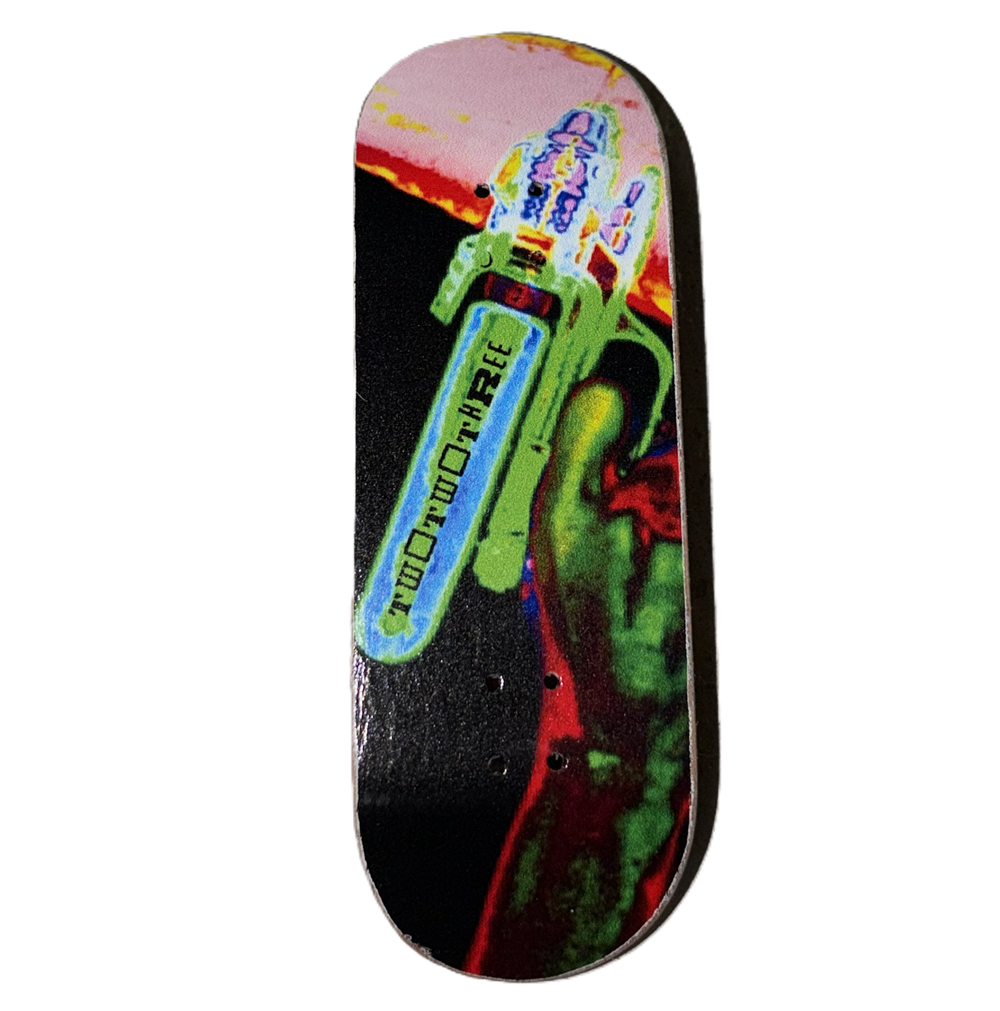 223 Blaster Fingerboard Deck Green 33x99 High Flat