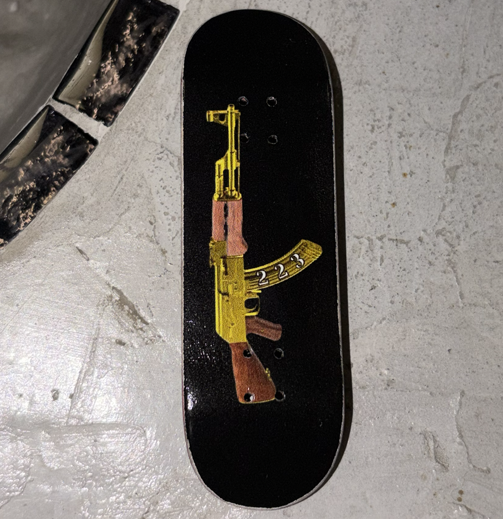 223 AK Fingerboard Deck Black 29x97.5 Medium Mellow