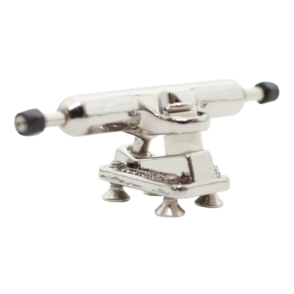 Flatface Blistered Dual Bearing Fingerboard Trucks Chrome 34mm