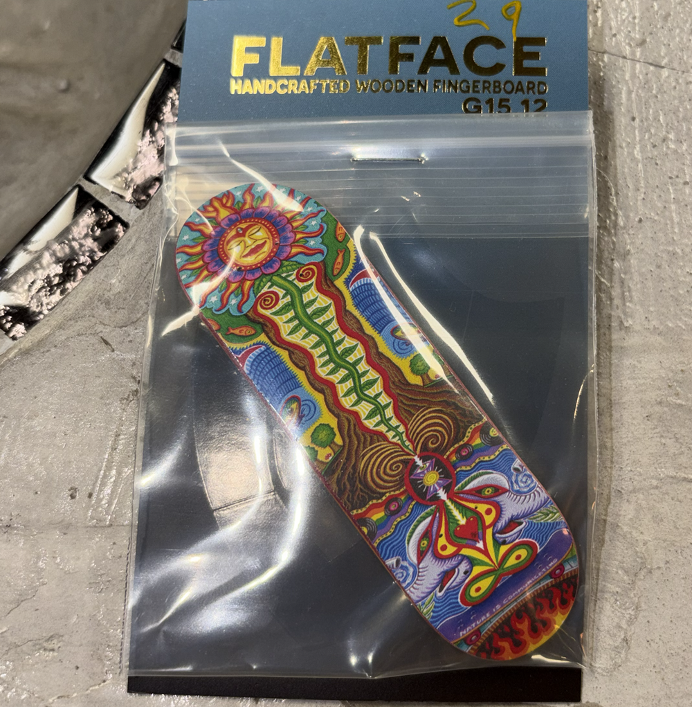 Flatface G15.12 Fingerboard Deck Nature Communicating Yellow Blue 29mm Real Wear