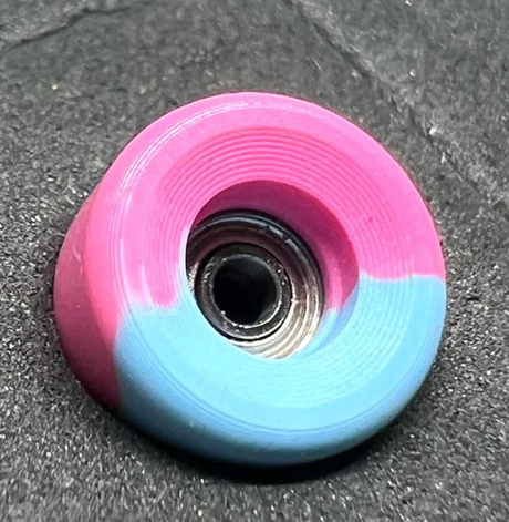 LC Bowl Shape Urethane Fingerboard Pro Wheels Blue Raspberry 8.5mm 65D