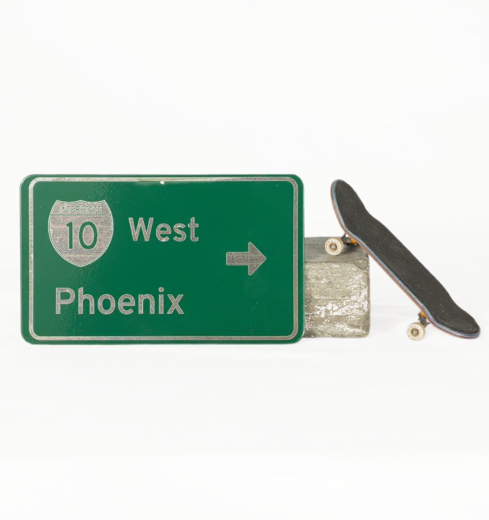 GrindRight Freeway Street Sign Silver 5x3"