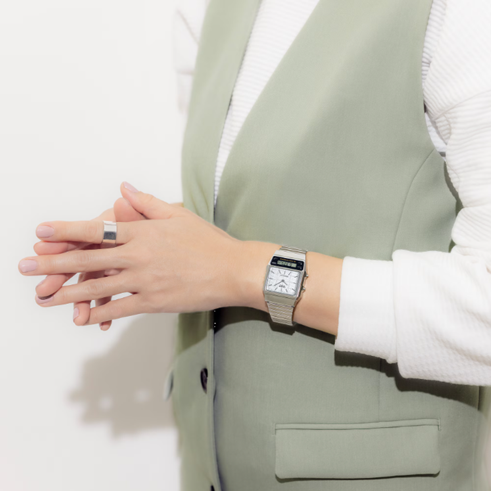 Casio AQ800E-7A Watch Silver
