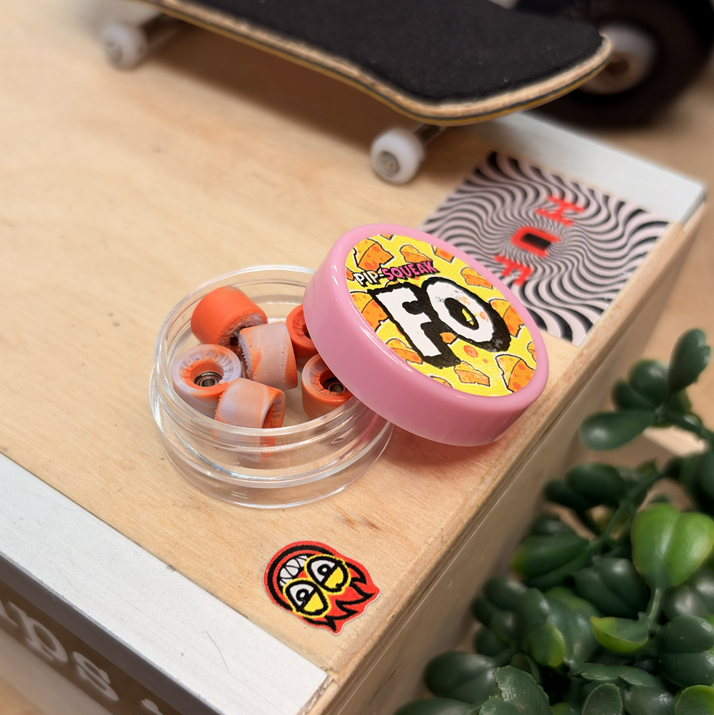 PipSqueak FO Fingerboard Wheels Orange Swirl 8.1mm