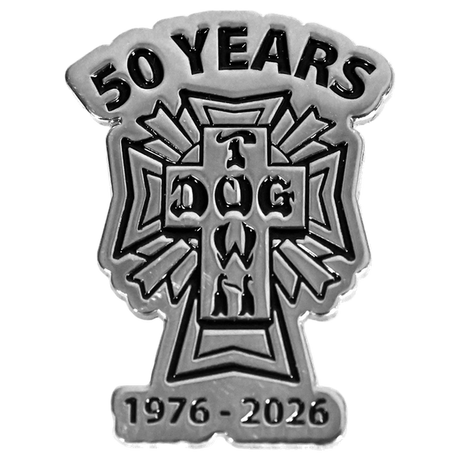 DOGTOWN 50 YEARS PIN 1.5" SILVER/BLACK