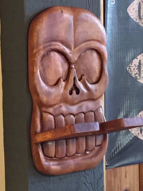 Beatnik Skate Rack Skull Woodgrain Large