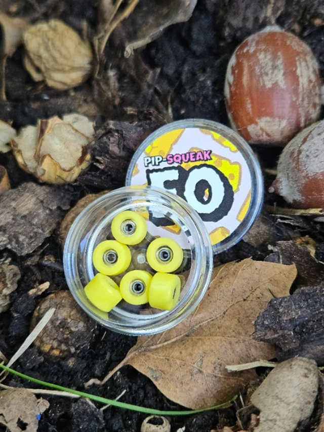 PipSqueak F1 Fingerboard Wheels Yella 8.1mm
