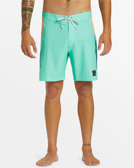 Quiksilver Original Arch Panel 18inch Boardshorts Mint 31