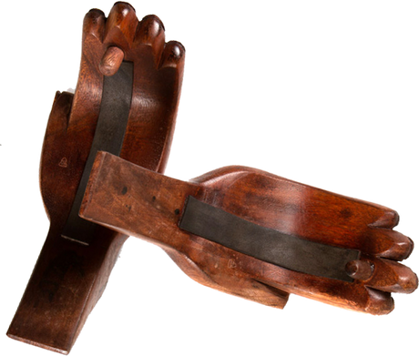 BEATNIK XXL HANDS SUP WALL RACK