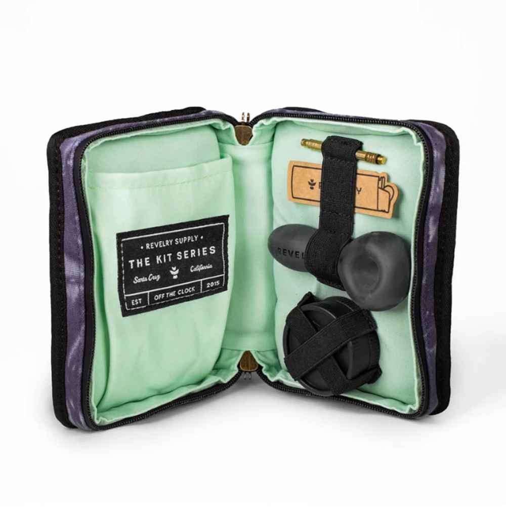 REVELRY PIPE KIT TIE DYE