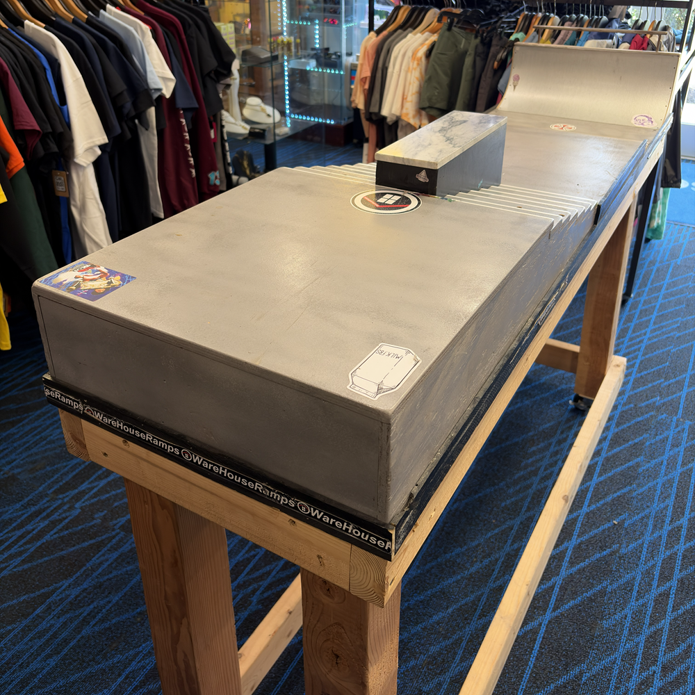 Warehouse Ramps Fingerboard Park Street Course Long w Stand Grey 20x60