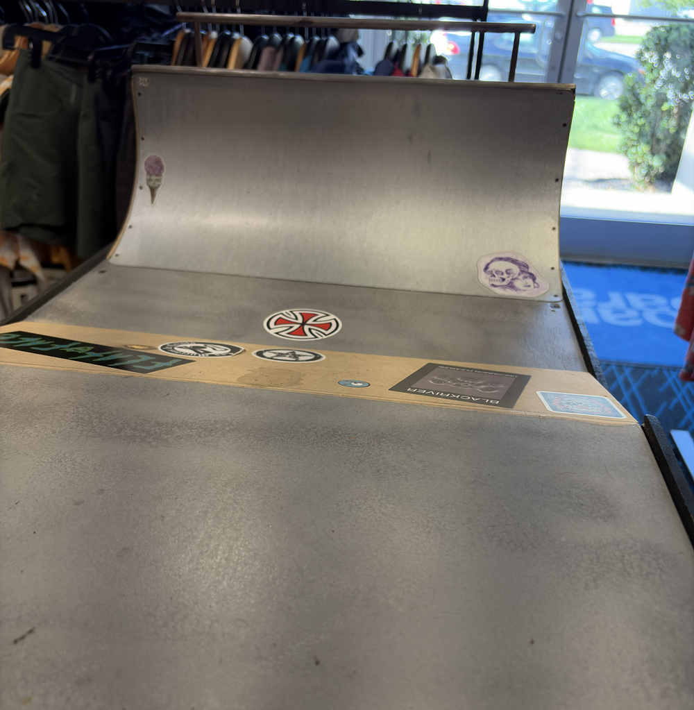 Warehouse Ramps Fingerboard Park Street Course Long w Stand Grey 20x60